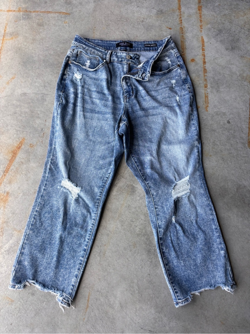 Judy Blue Cropped Bootcut Distressed Jeans Women’s 14W Raw Hem Stretch Denim